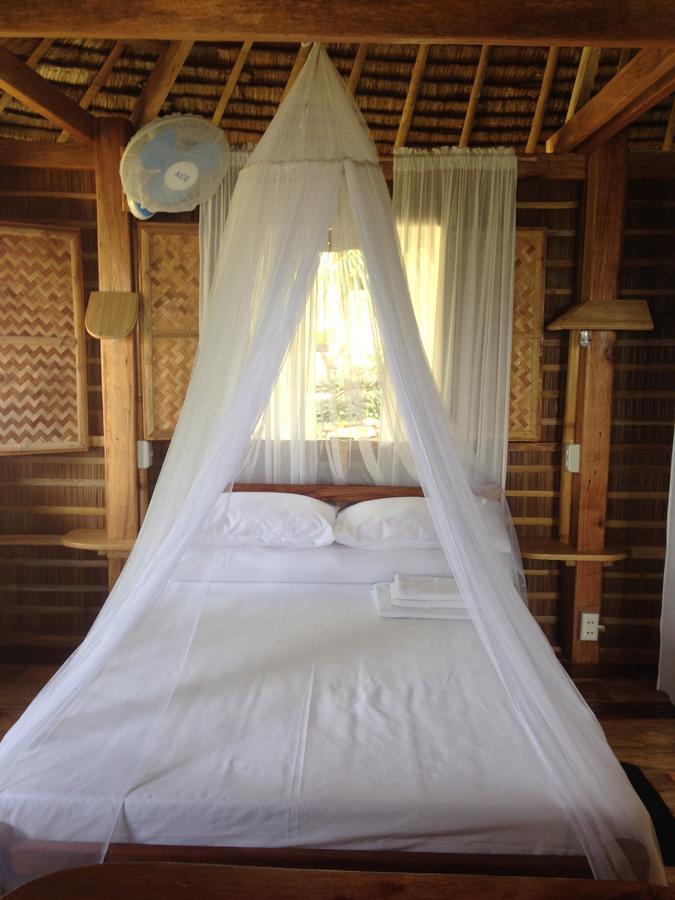 Tinaoog Beach Resort Alad Ruang foto