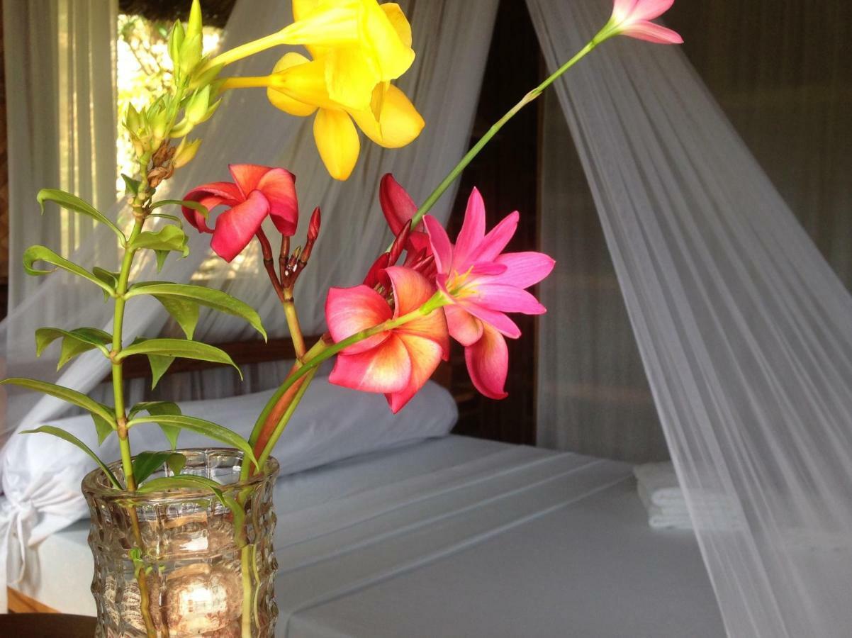 Tinaoog Beach Resort Alad Bagian luar foto