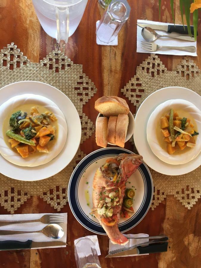 Tinaoog Beach Resort Alad Bagian luar foto
