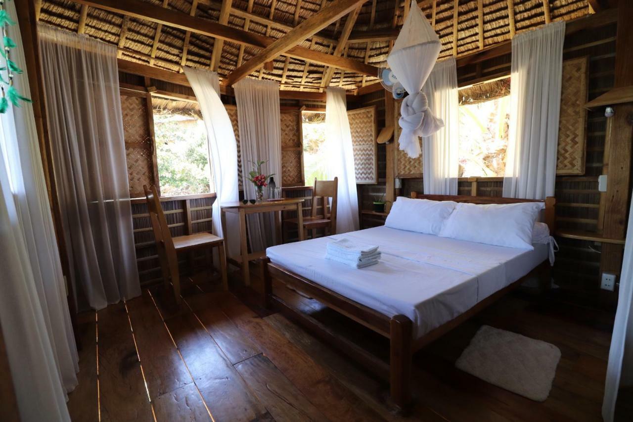 Tinaoog Beach Resort Alad Bagian luar foto