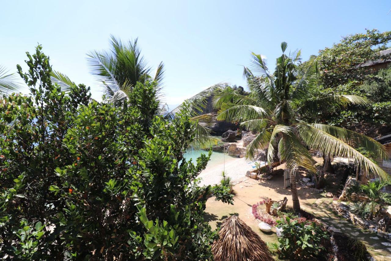 Tinaoog Beach Resort Alad Bagian luar foto